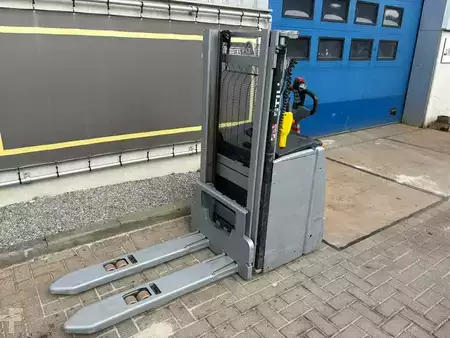 Wózek wysokiego podnoszenia 2019  Still EXV 14I (4)