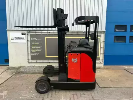 Reach Truck 2013  Linde R16G (1)