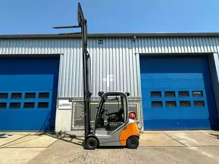 Carretilla elevadora GLP 2020  Still RX70-20T (3)
