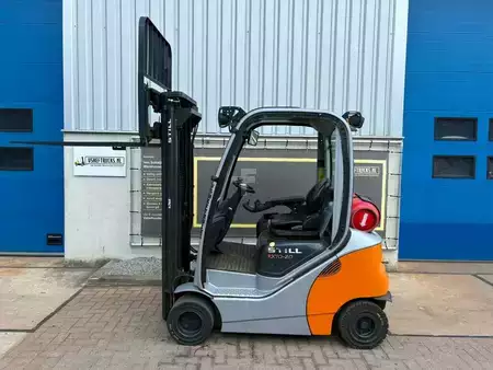 Empilhador a gás 2020  Still RX70-20T (1)