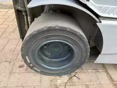 Empilhador a gás 2020  Still RX70-20T (12)