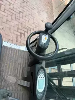 Empilhador a gás 2020  Still RX70-20T (19)