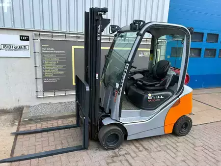Empilhador a gás 2020  Still RX70-20T (4)