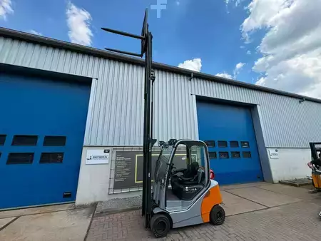 Empilhador a gás 2020  Still RX70-20T (9)