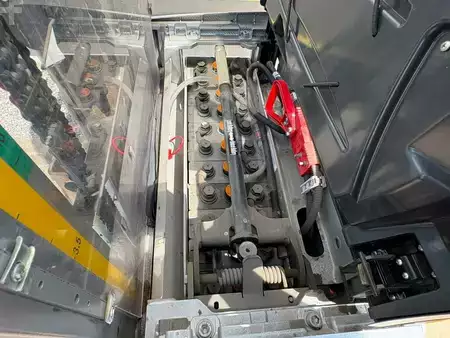 Stacker pedestre 2016  Still EXV SF 14i (12)