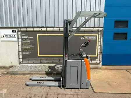 Stacker pedestre 2016  Still EXV SF 14i (2)