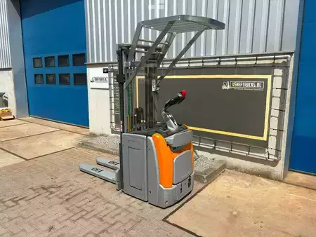 Stacker pedestre 2016  Still EXV SF 14i (7)