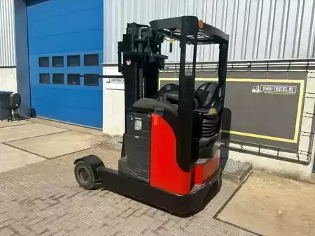 Chariots à mât rétractable 2013  Linde R16G (7)