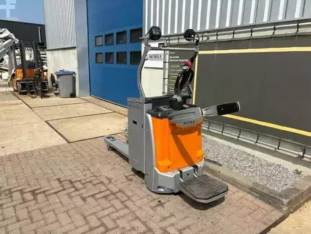 Electric Pallet Trucks 2022  Still EXHSF20 (4)