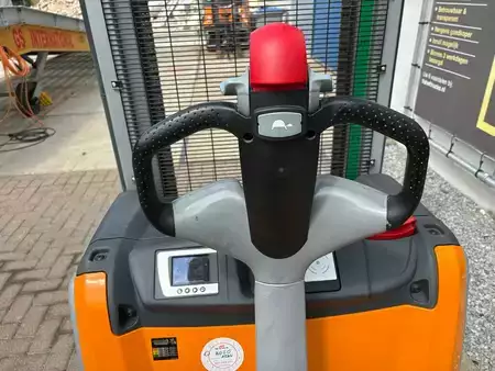 Hochhubwagen 2020  Still EXV14 (7)