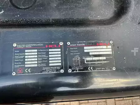 Chariots électriques à 3 roues 2015  Heli CPD30 (18)
