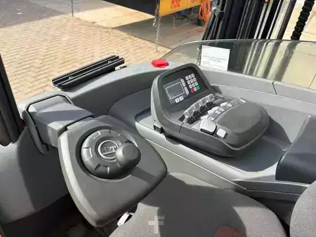 Reach Truck 2014  BT RRE140 (19)