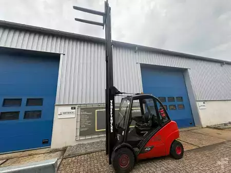 Dízel targonca 2015  Linde H35T (8)