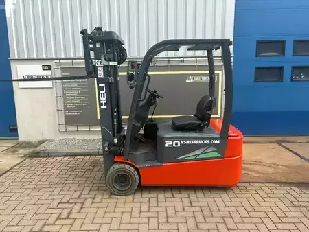 Chariots électriques à 3 roues 2020  Heli CPD20SO (1)
