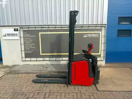 Ledstaplare 2004  Linde L14AP (1)
