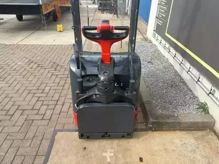 Ledstaplare 2004  Linde L14AP (10)