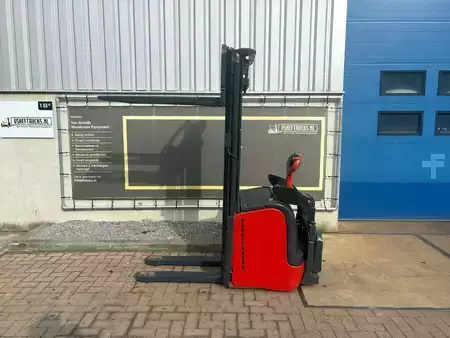Ledstaplare 2004  Linde L14AP (2)