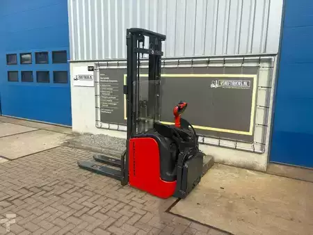 Ledstaplare 2004  Linde L14AP (5)