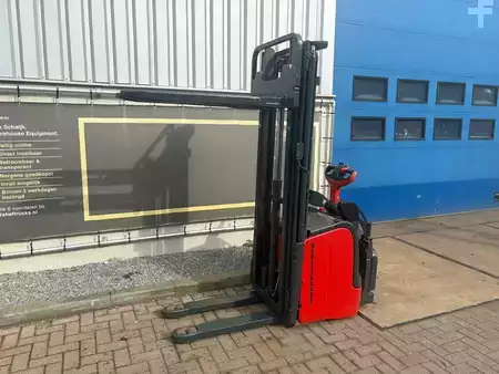 Ledstaplare 2004  Linde L14AP (7)