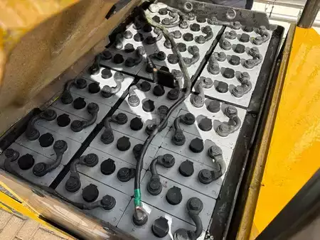 Carrelli elettrici 3 ruote 1989  Hyster e2.00xl (17)