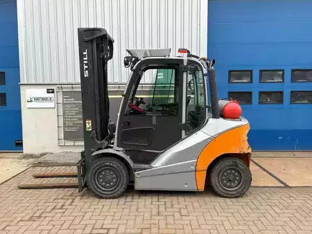 Carrelli elevatori GPL 2020  Still RX70-40T (3)