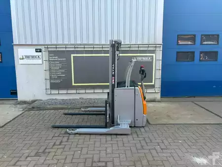 Pallet Stackers 2018  Still EXP20 (2)