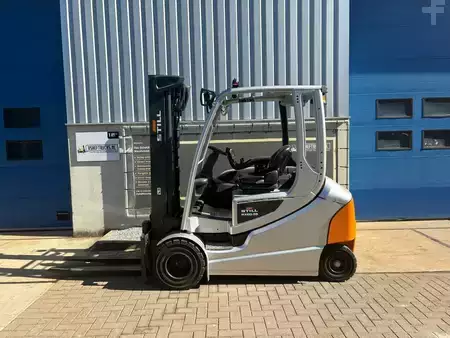 Carrelli elettrici 3 ruote 2020  Still RX60-35L (2)