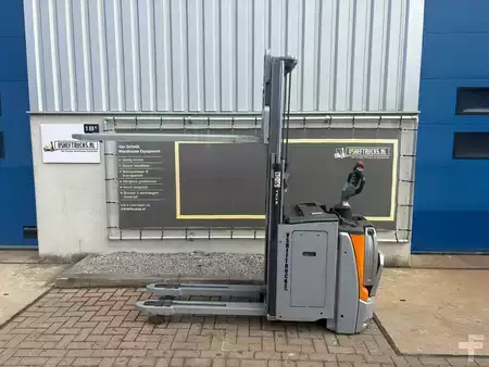 Stacker pedestre 2024  Still EXD SF 20 (1)