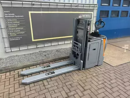 Stacker pedestre 2024  Still EXD SF 20 (4)