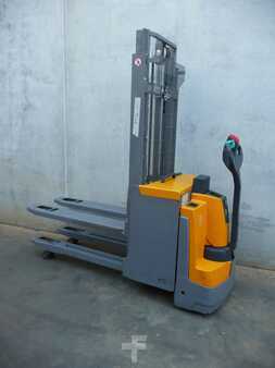 Magasemelésű béka 2019  Jungheinrich EJD 220 256 ZT (1)