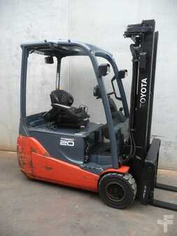 El Truck - 3-hjul 2015  Toyota 8FBET20 (1)