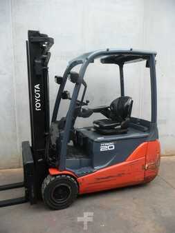 El Truck - 3-hjul 2015  Toyota 8FBET20 (3)