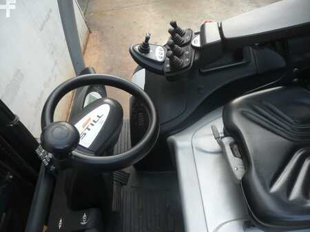 Chariots électriques à 4 roues 2019  Still RX60-40 (7)