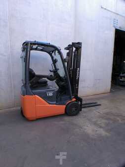 3-wiel elektrische heftrucks 2017  Toyota 8FBE15T (2)