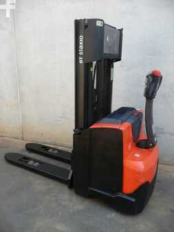 Apilador eléctrico 2019  BT SWE 120 (1)