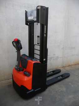 Apilador eléctrico 2019  BT SWE 100 (3)