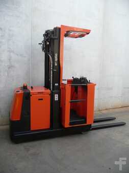 Vertikal-Kommissionierer 2021  BT OME 100M (2)
