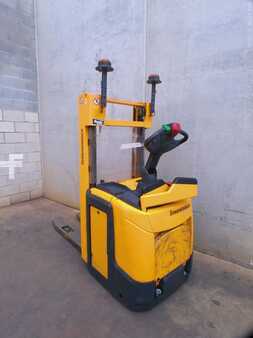 Hochhubwagen 2013  Jungheinrich ERC 216 240 ZT (1)