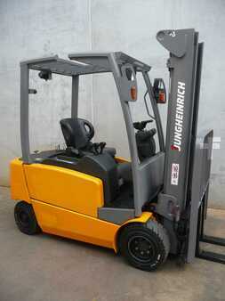 Elektro čtyřkolový VZV 2018  Jungheinrich EFG 320n 480 DZ (2)