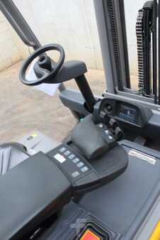 El truck - 4 hjulet 2020  Jungheinrich EFG 318 470 DZ (8)