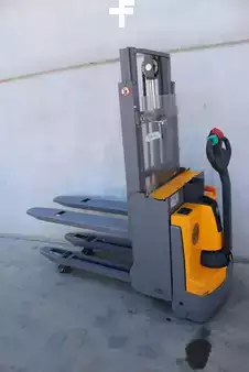 Ledstaplare gå 2020  Jungheinrich EJD 120 210 ZT LI-ION (1)