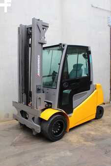 Carrelli elettrici 4 ruote 2017  Jungheinrich EFG 550 400 ZT (3)
