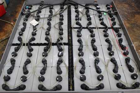 Carrelli elettrici 4 ruote 2017  Jungheinrich EFG 550 400 ZT (9)