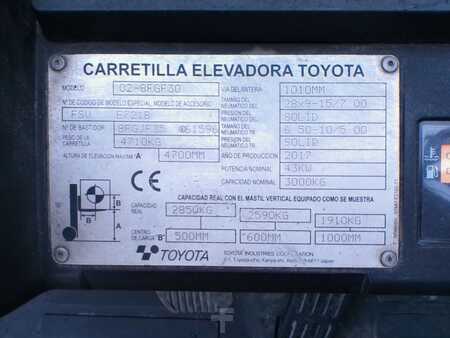 Chariots élévateurs GPL 2017  Toyota 02-8FGF30 MATRICULADA (9)