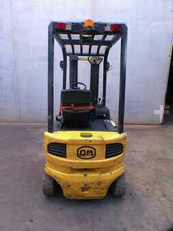 4-wiel elektrische heftrucks 2008  OM XE 20ac (6)