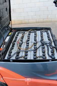 Elektro čtyřkolový VZV 2016  Toyota 8FBM16T (9)