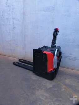 Wózki niskiego podnoszenia 2020  BT LPE 200 (2)