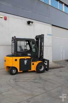 Elektro čtyřkolový VZV 2017  Carer R 60 H2 (1)