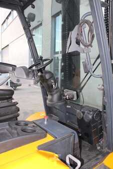 Elektro čtyřkolový VZV 2017  Carer R 60 H2 (8)