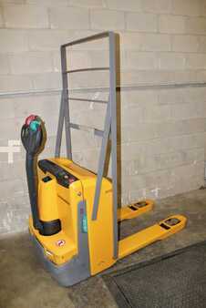 Transpallet elettrici 2021  Jungheinrich EJE 118 FRUTERA (3)